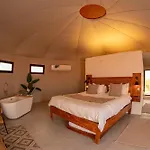 Starry Domes Desert Camp
