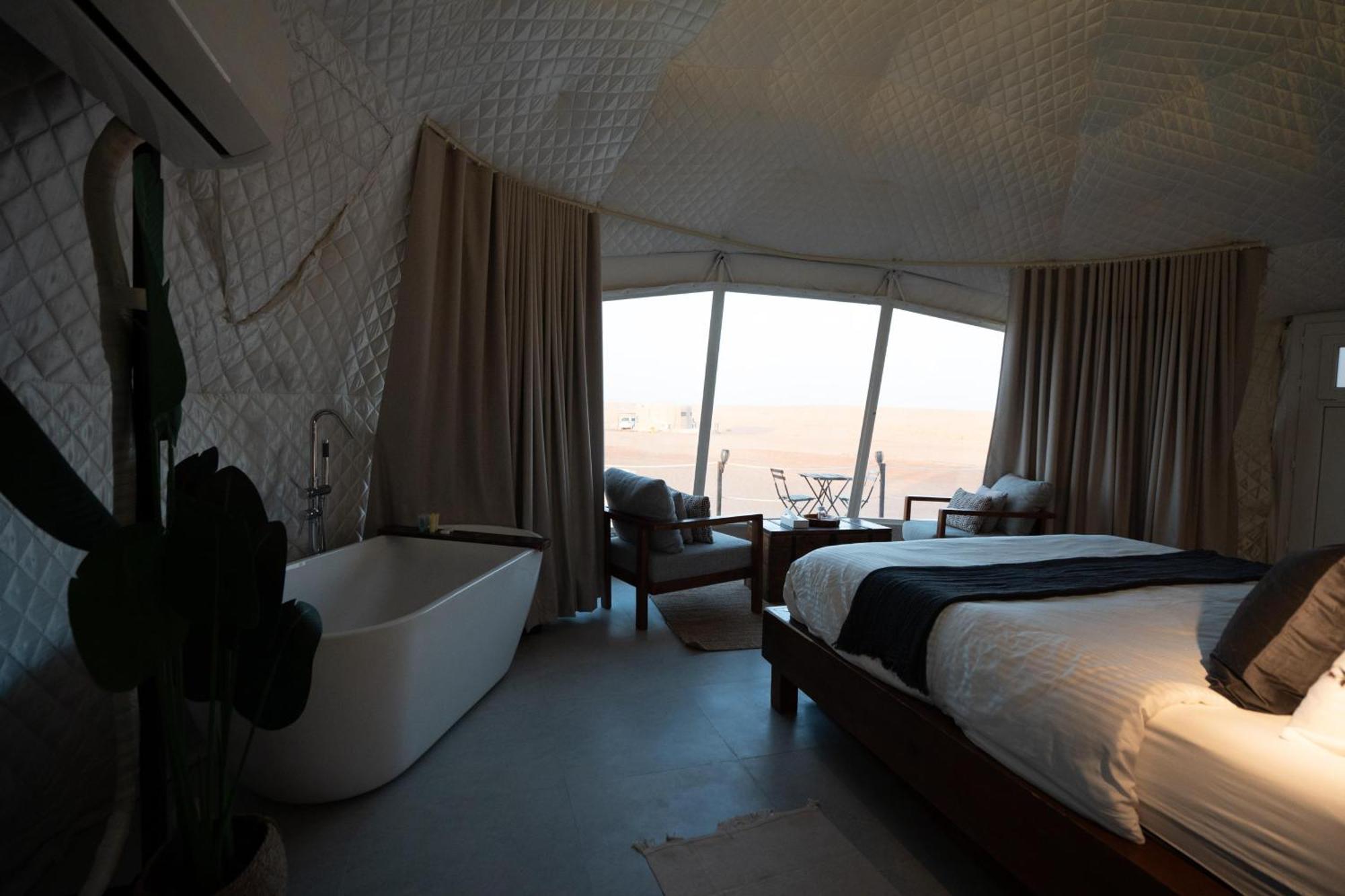 Starry Domes Desert Camp Hotel Badīyah